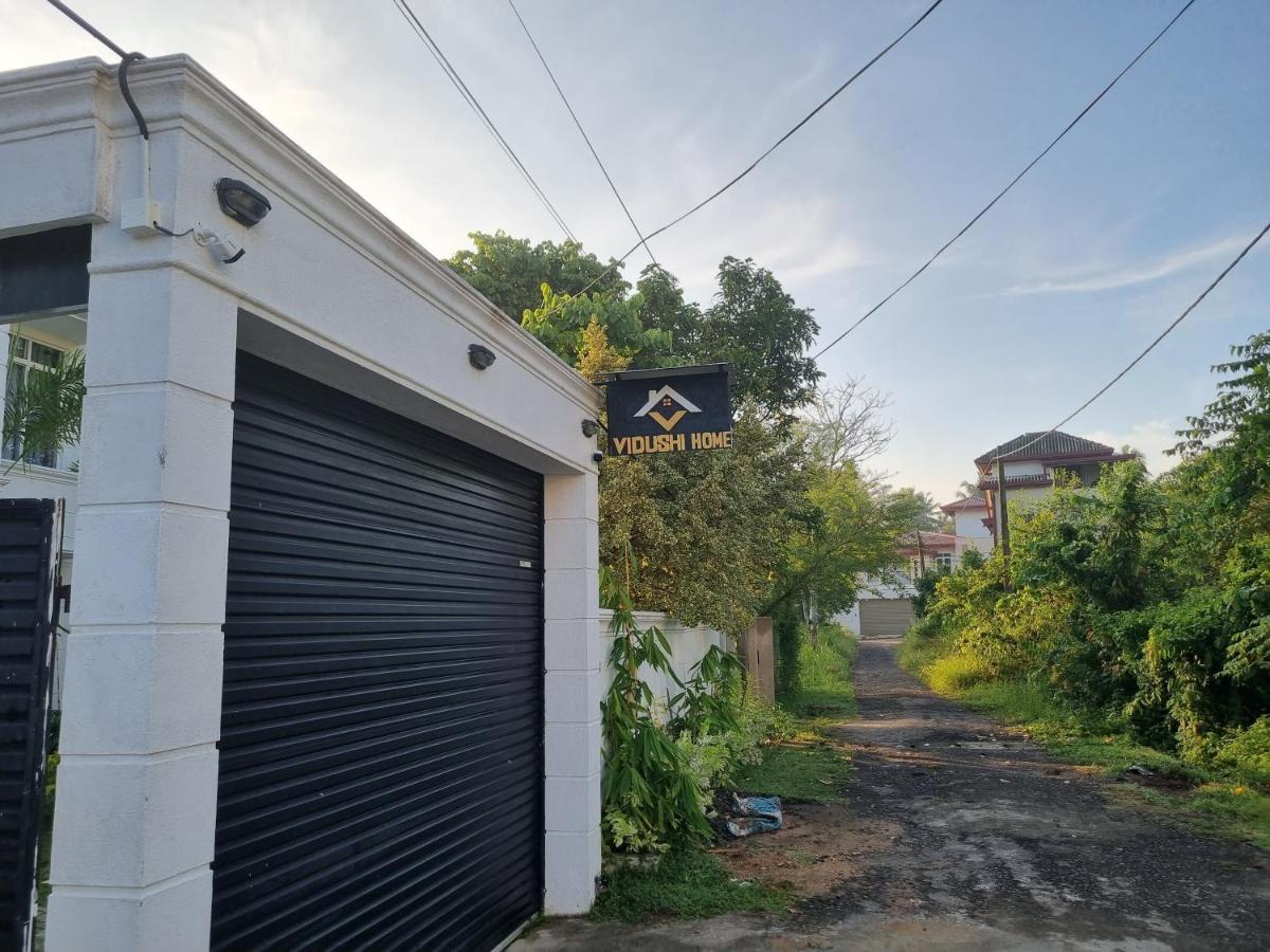 Vidushi Home Minuwangoda المظهر الخارجي الصورة