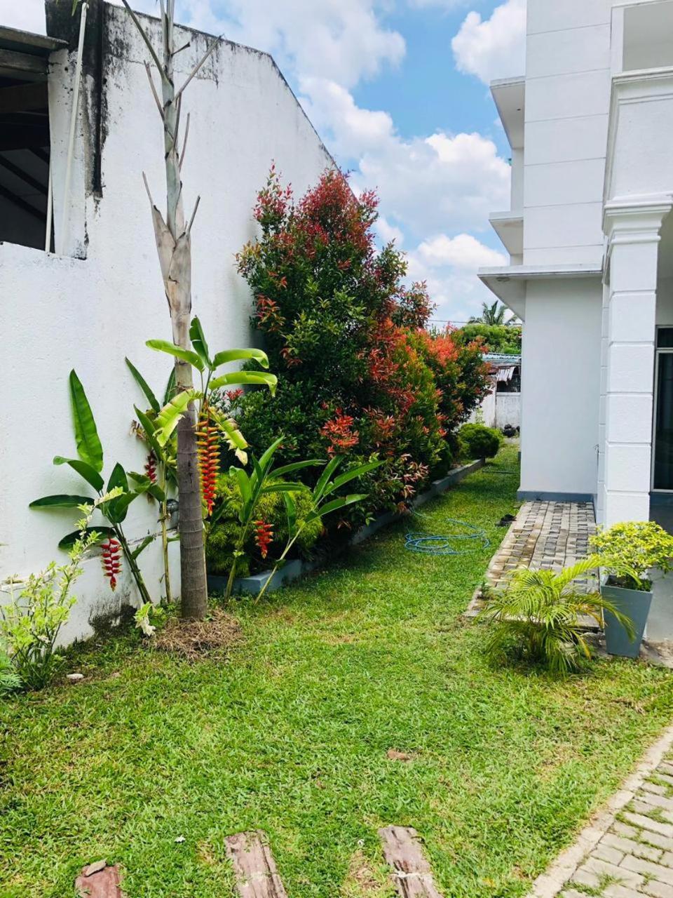 Vidushi Home Minuwangoda المظهر الخارجي الصورة
