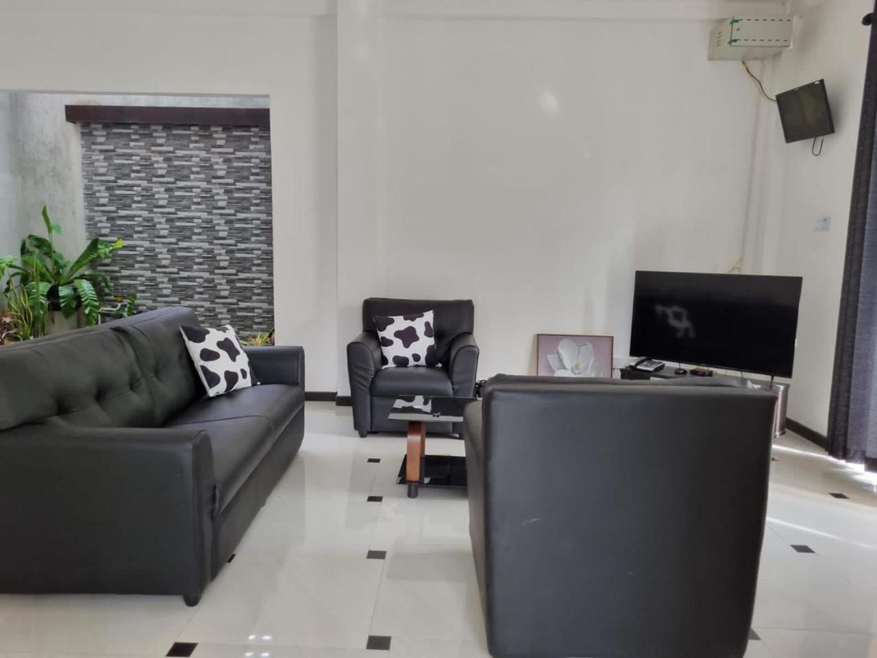 Vidushi Home Minuwangoda المظهر الخارجي الصورة